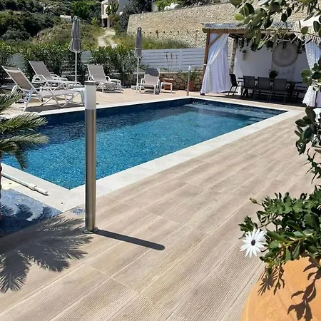 Aspria Gazde/Camere de închiriat